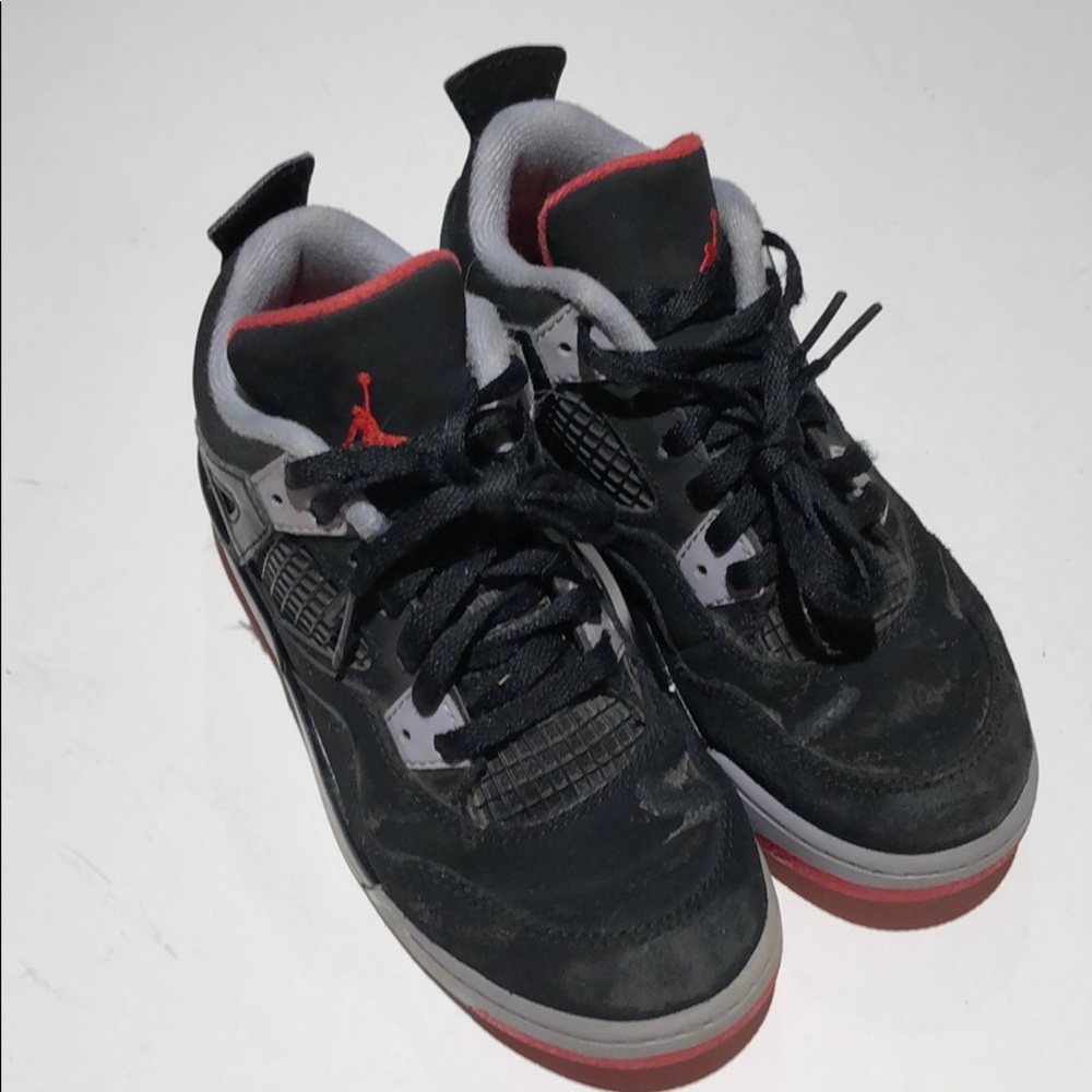 Jordan retro 4 BLK /RED size 13C rough shape
